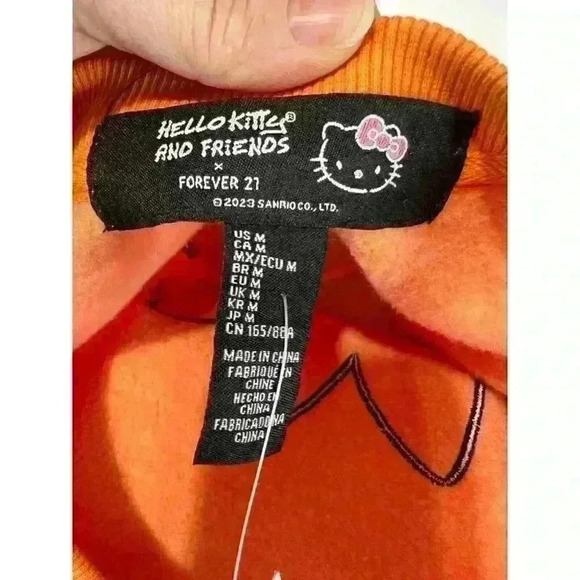 Sanrio Hello Kitty & Friends Badtz Maru Halloween Sweatshirt‎ Size M NWT - Picture 6 of 9